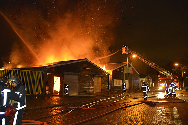 2012/272/GB 20121205 004 Zeer grote brand Langsom Amsterdam.jpg